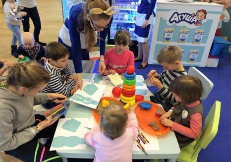 Агуша на выставке Планета детства